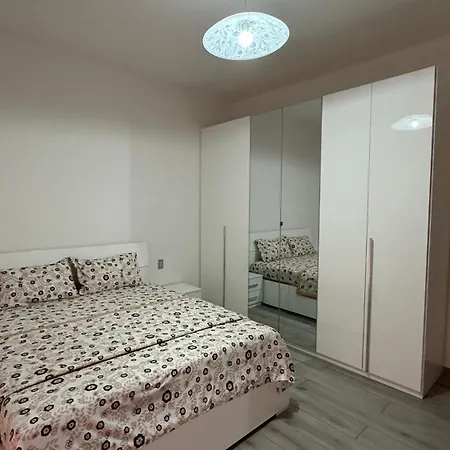 Guest house Thind House